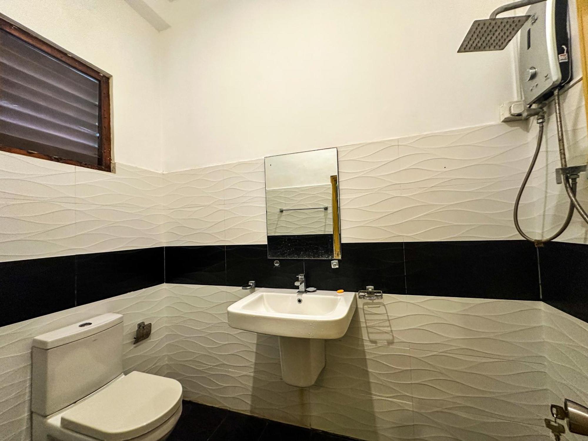 Hotel New Panda House Galle Habitación foto